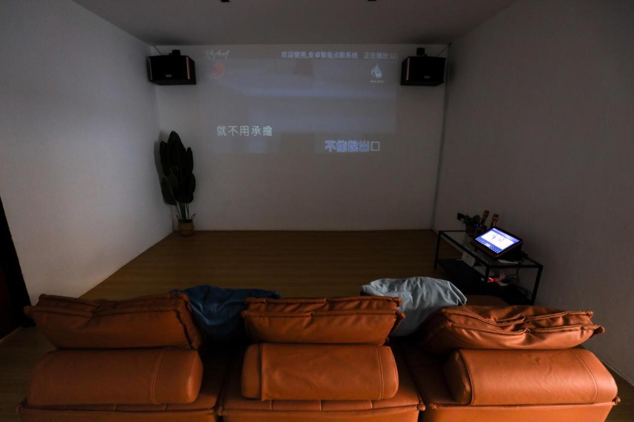 Cozy Homestay With Karaoke System & Pool Table Kuala Lumpur Luaran gambar