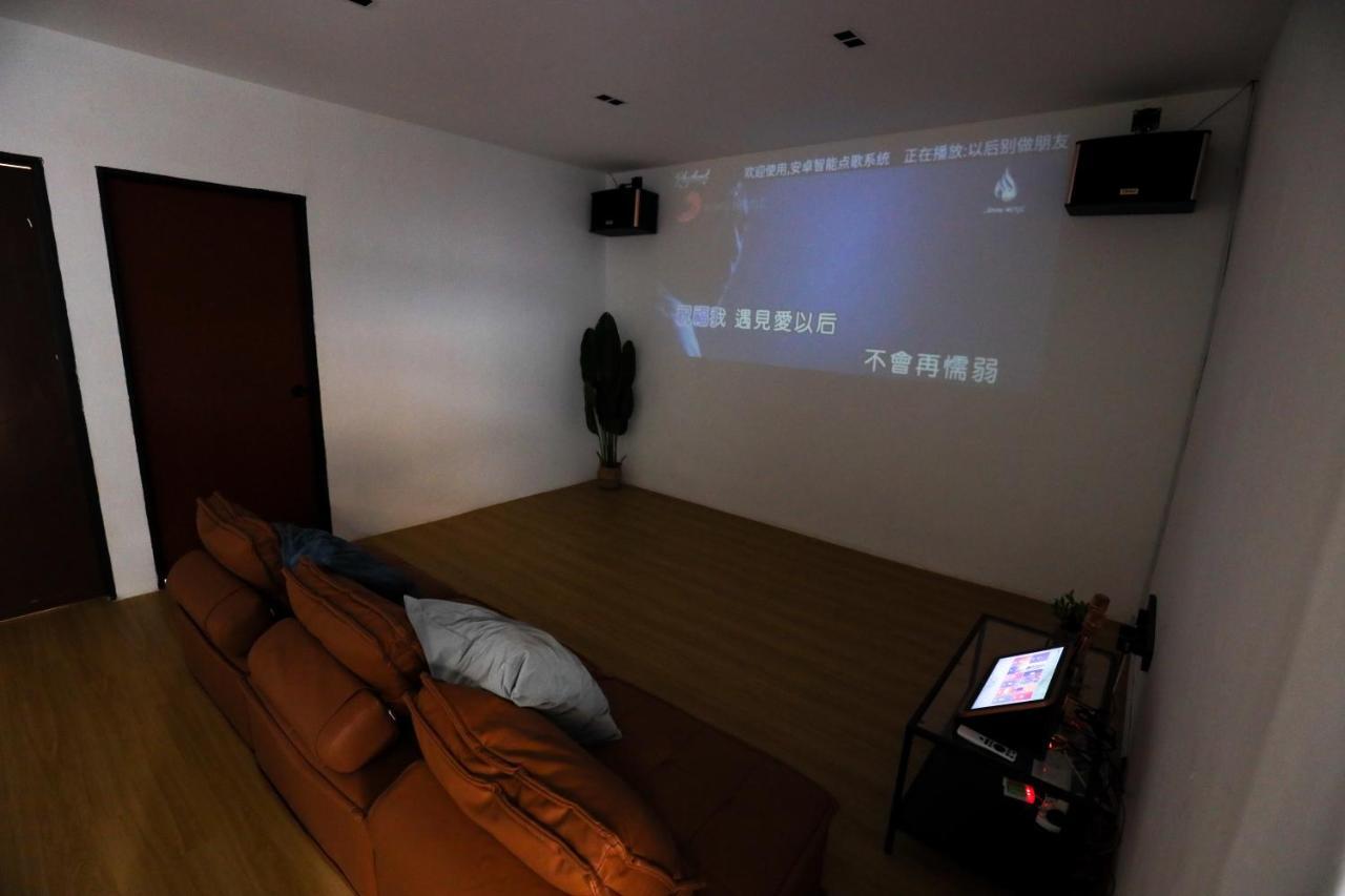 Cozy Homestay With Karaoke System & Pool Table Kuala Lumpur Luaran gambar