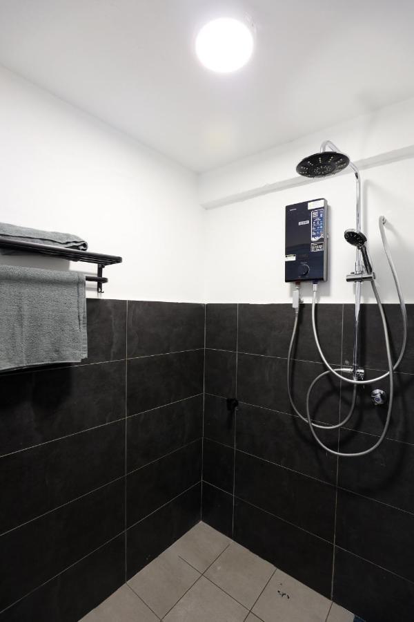 Cozy Homestay With Karaoke System & Pool Table Kuala Lumpur Luaran gambar